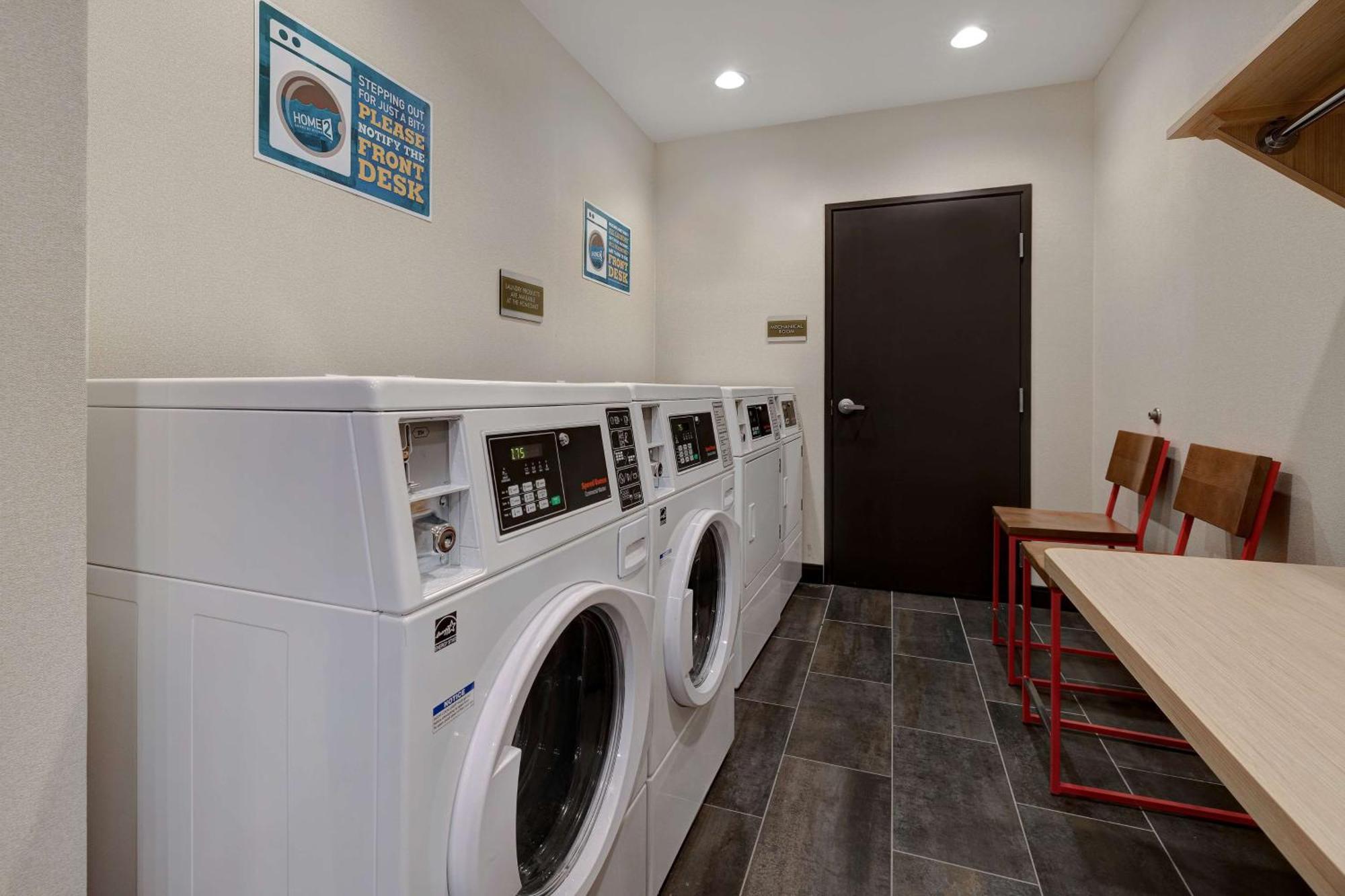 Home2 Suites By Hilton DeKalb Buitenkant foto
