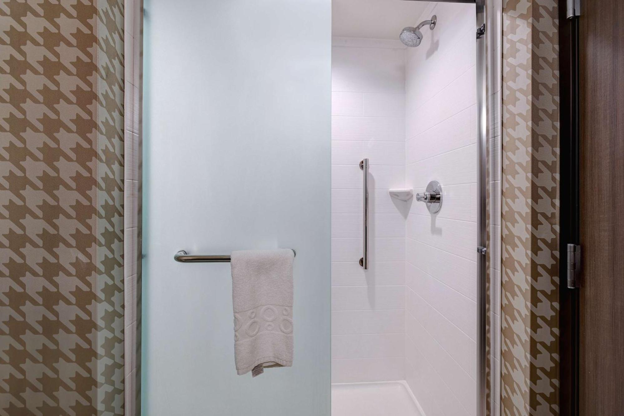 Home2 Suites By Hilton DeKalb Buitenkant foto