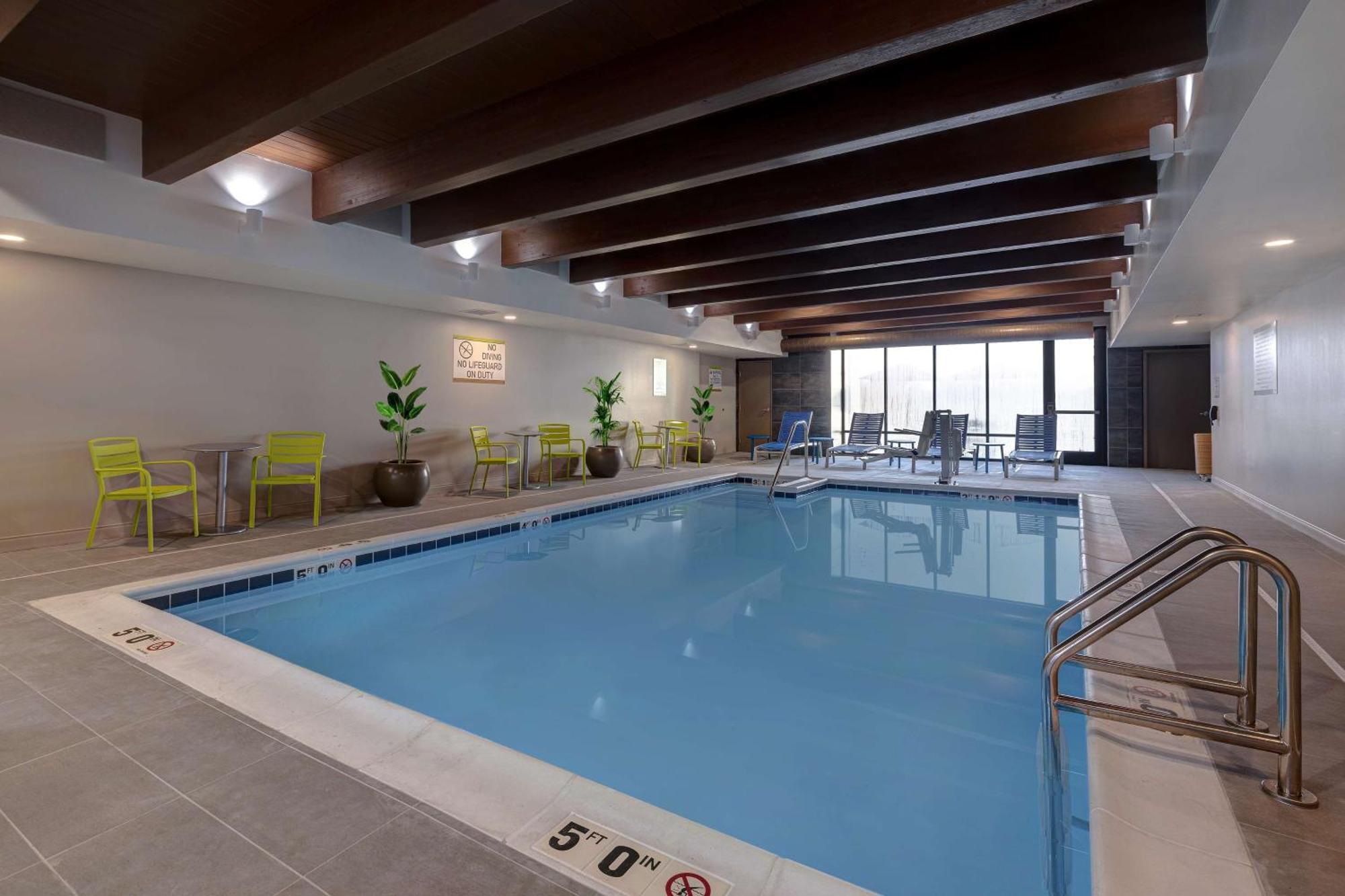Home2 Suites By Hilton DeKalb Buitenkant foto